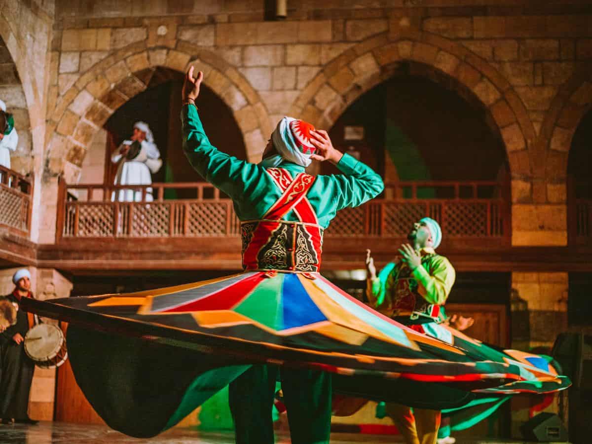 Tanoura, tradicional Egyptian dance in Hurghada