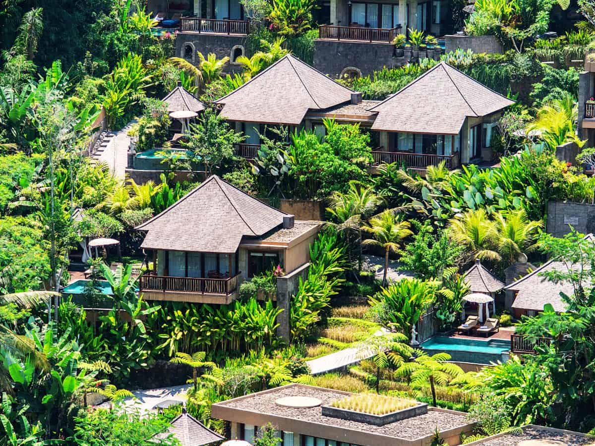 6 Best Budget Yoga Retreats to Stay at in Bali [Single Ladies Trip in