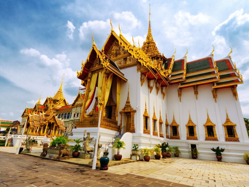 Activities for Solo Travelers in Bangkok