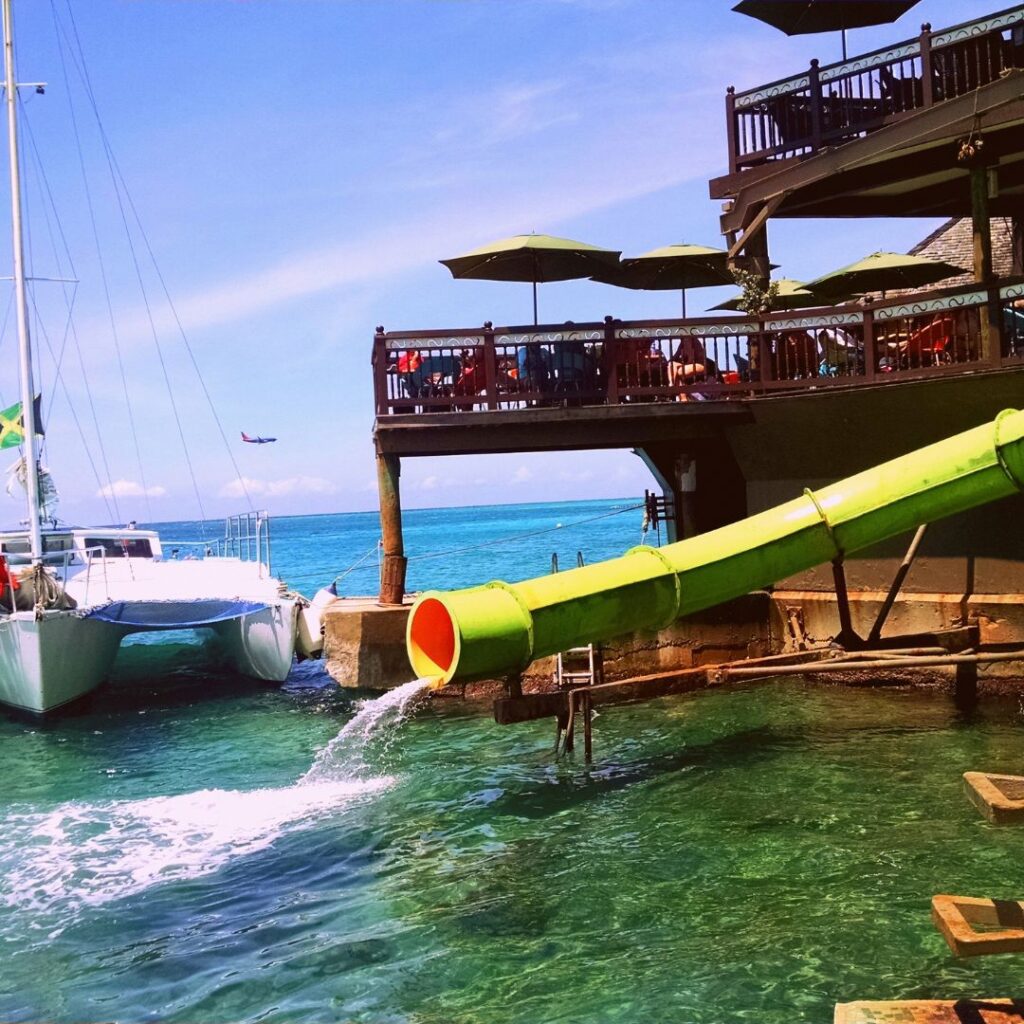 25 Best Beaches In Jamaica [Hidden Gems 2023]