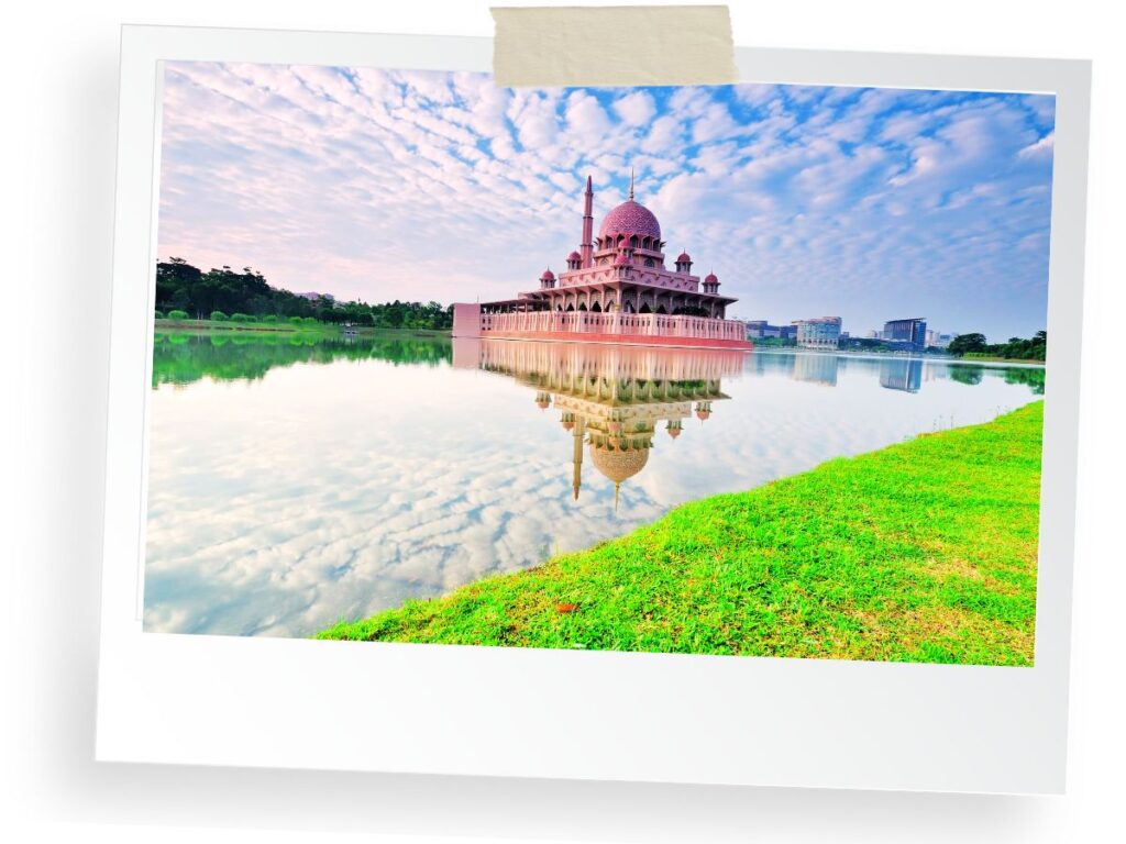 Putra Mosque, Kuala Lumpur Hidden Gems, Malaysia