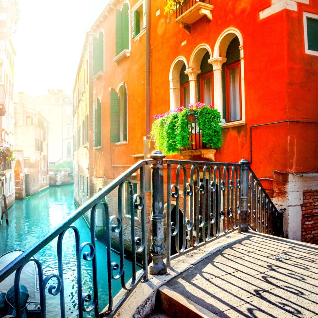 34 Epic & Unmissable Things To Do In Venice