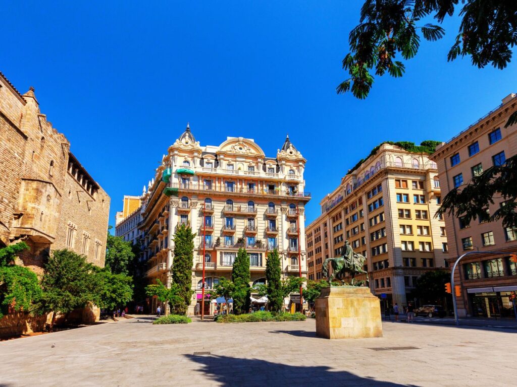 square of Ramon Berenguer, Best hotels, Barcelona, Spain