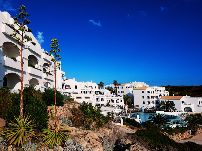 beach hotels in Menorca