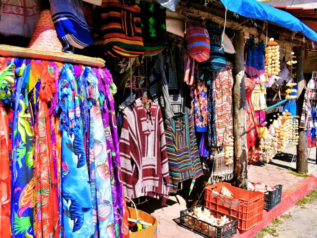 Hand woven textile in Mercado de Artesanias La Ciudadela