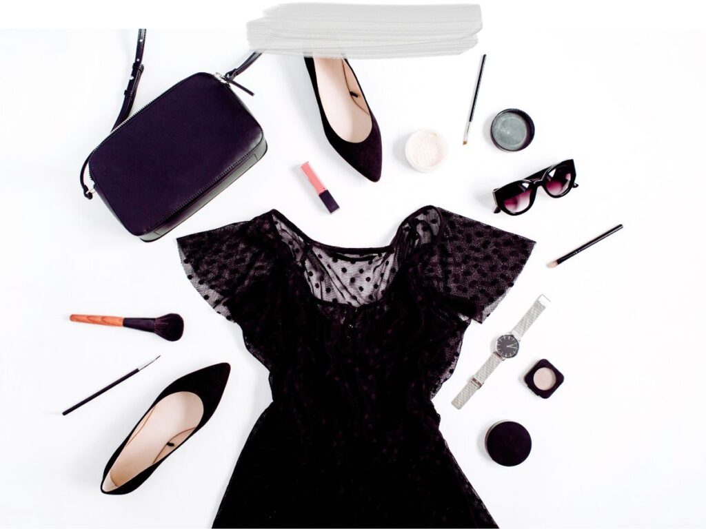 Little Black Dress with high hills and make up for nightout in Mexico City