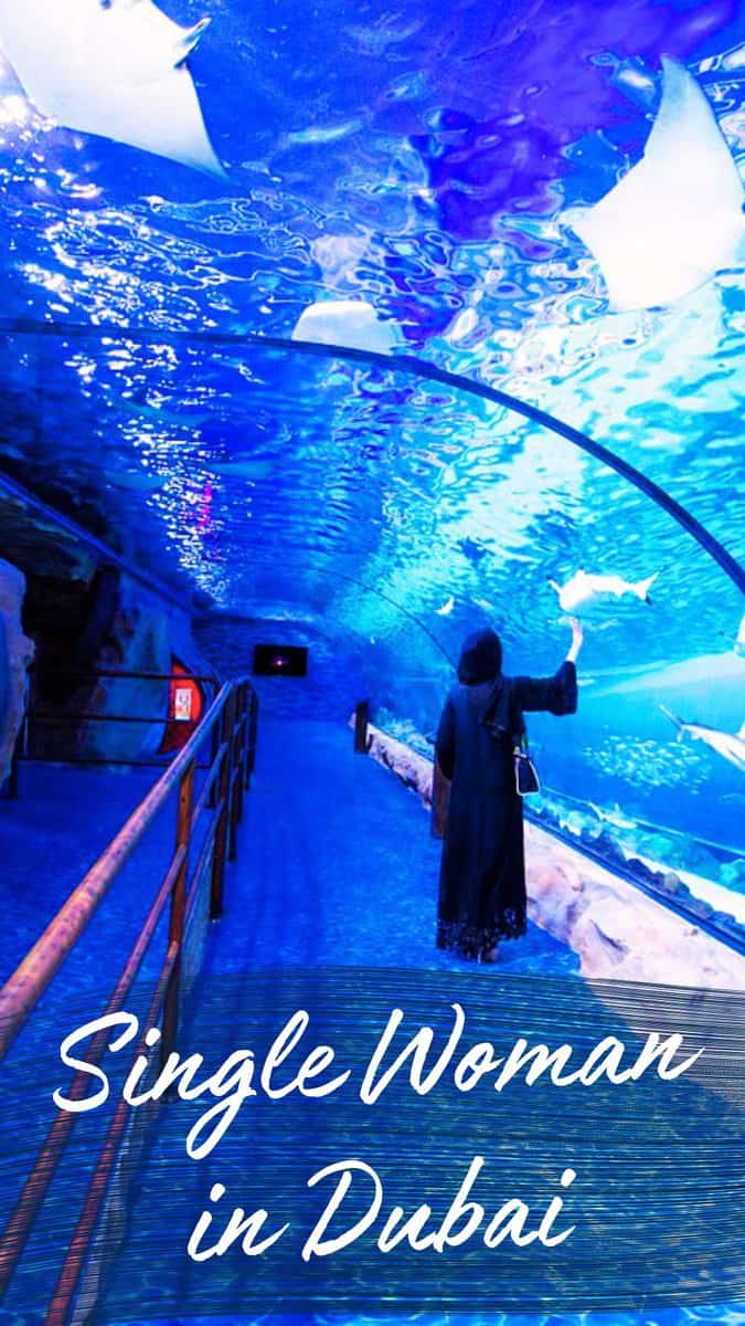 single women in Dubai Mall Aquarium